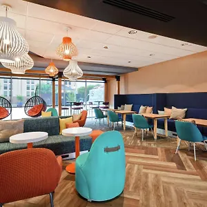 Hotel Tru By Hilton Airport, Louisville