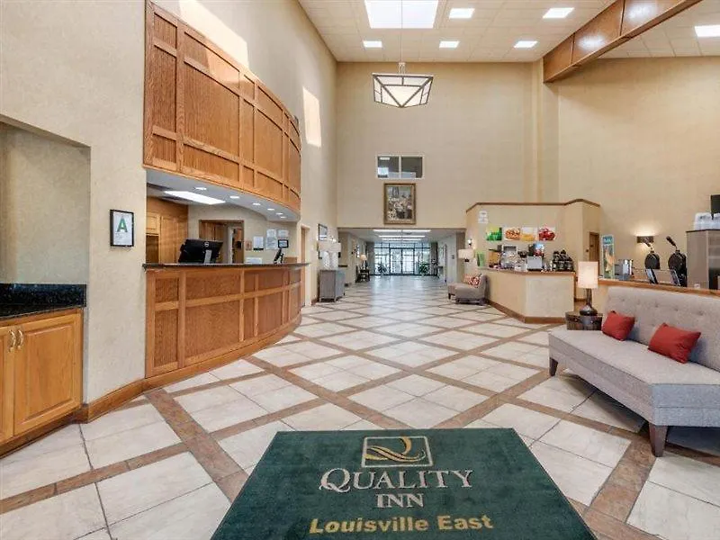 Clarion Pointe Louisville East 2*,  United States